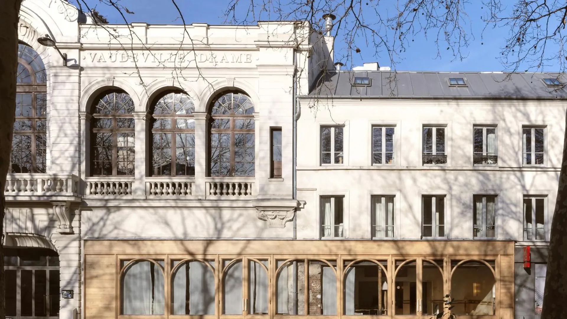 Elysee Montmartre 4*